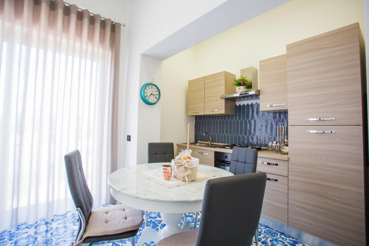 Palazzo De Gregorio Apartment Pompei SantʼAntonio Abate Buitenkant foto
